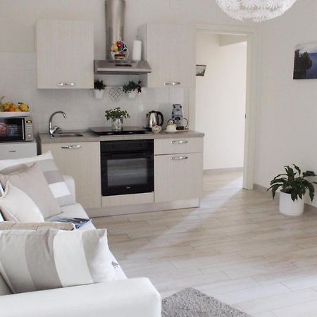 Vesuvio House Appartamento Indipendente E Centrale Сант'Аньєлло Екстер'єр фото
